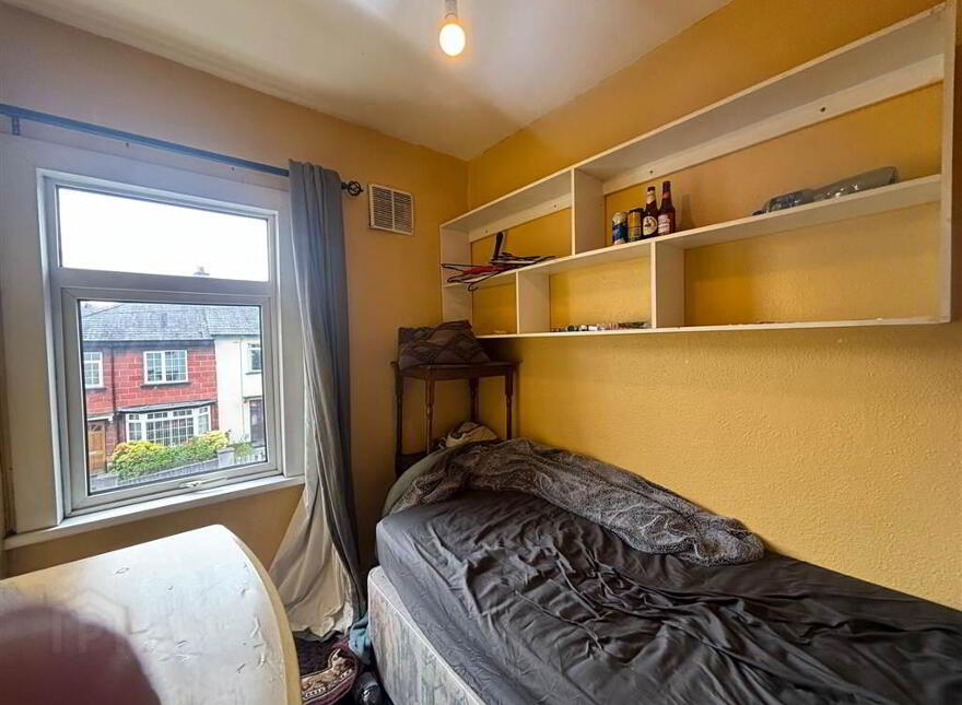 42 Stranmillis Gardens, Stranmillis, Belfast, BT9 5AT