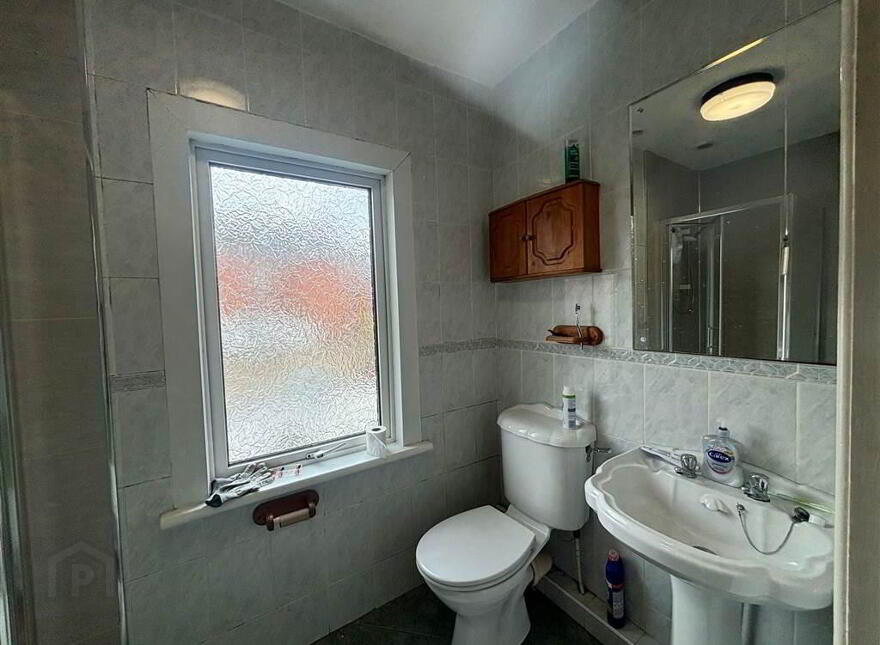 42 Stranmillis Gardens, Stranmillis, Belfast, BT9 5AT