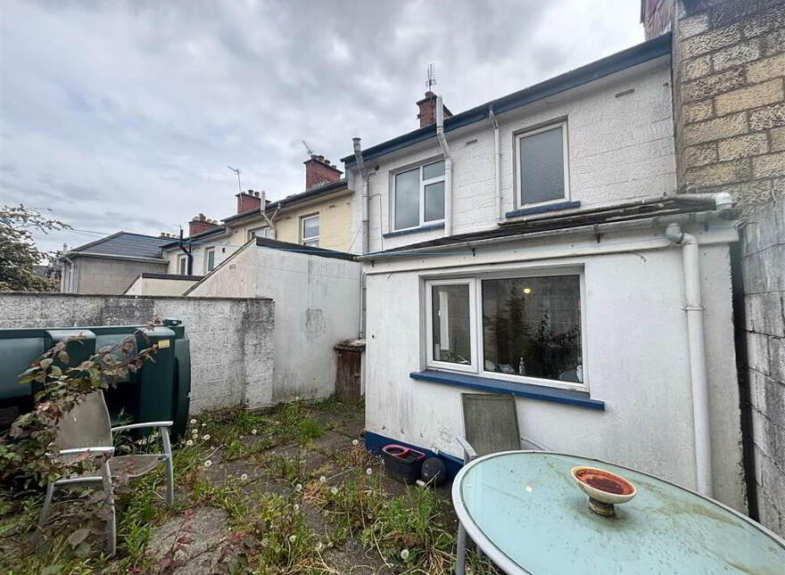 42 Stranmillis Gardens, Stranmillis, Belfast, BT9 5AT