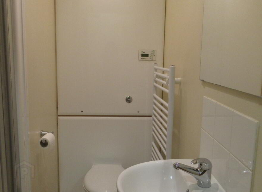 Unit 6, 81 FITZROY AVENUE, Belfast, BT7 1HT