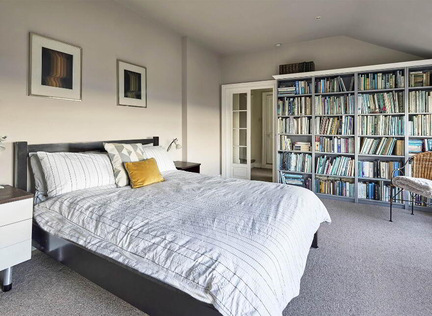 'Rosebank House', 8 Millisle Road, Donaghadee, BT21 0HY