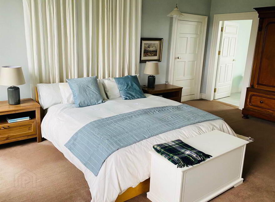 'Rosebank House', 8 Millisle Road, Donaghadee, BT21 0HY