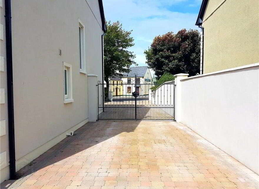 Churchfield, Knock, F12P939
