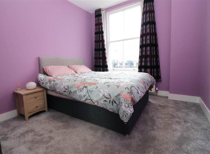 39 Lisburn Square, Lisburn, BT28 1TS