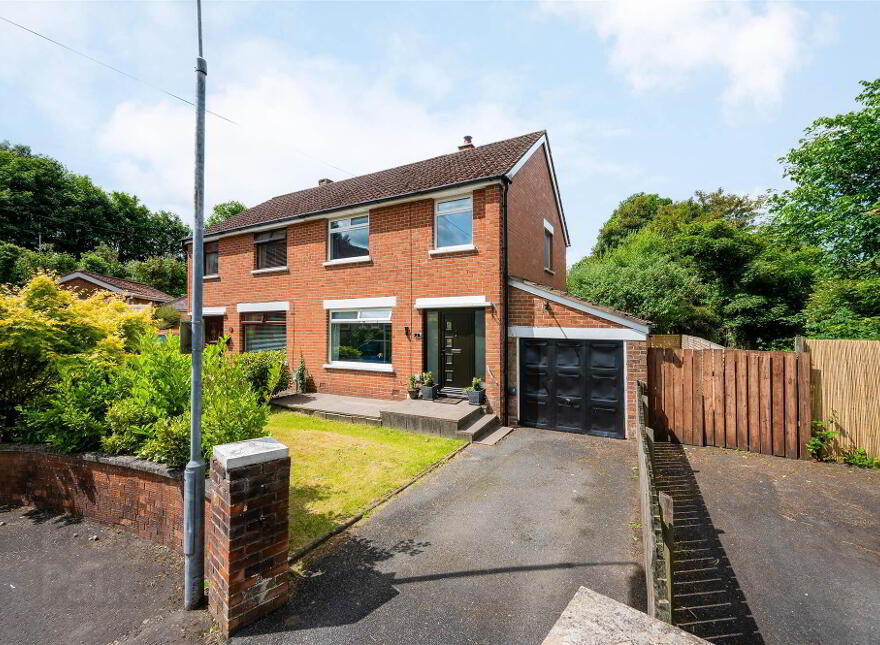 2 Abbey Park, Belfast, BT5 7HQ photo