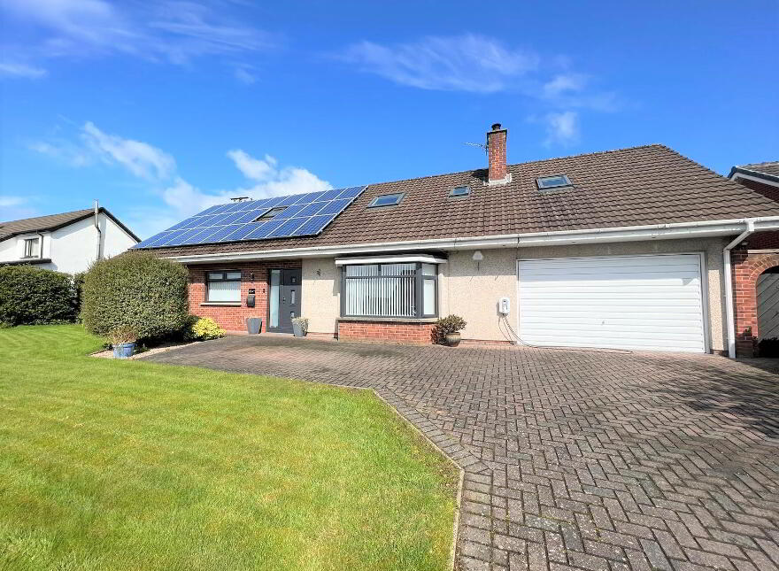 4 Windslow Rise, Carrickfergus, BT38 9DR photo