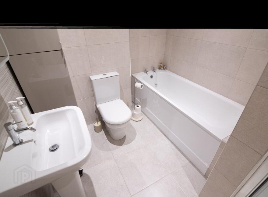 Ocean View, 48 West Strand Avenue, Portrush, BT56 8FD