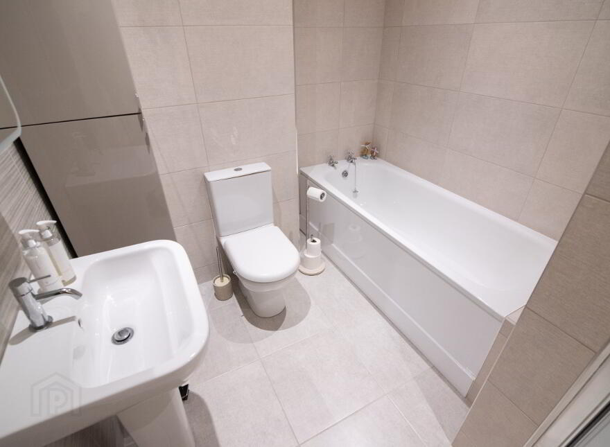 Ocean View, 48 West Strand Avenue, Portrush, BT56 8FD