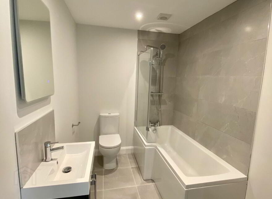4, Lakeside Mews, Coleraine, BT52 2FP