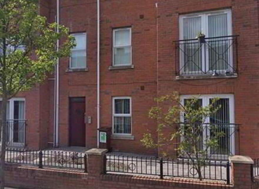 Apartment 8 202 206 Albertbridge Road, Belfast, BT5 4GY photo