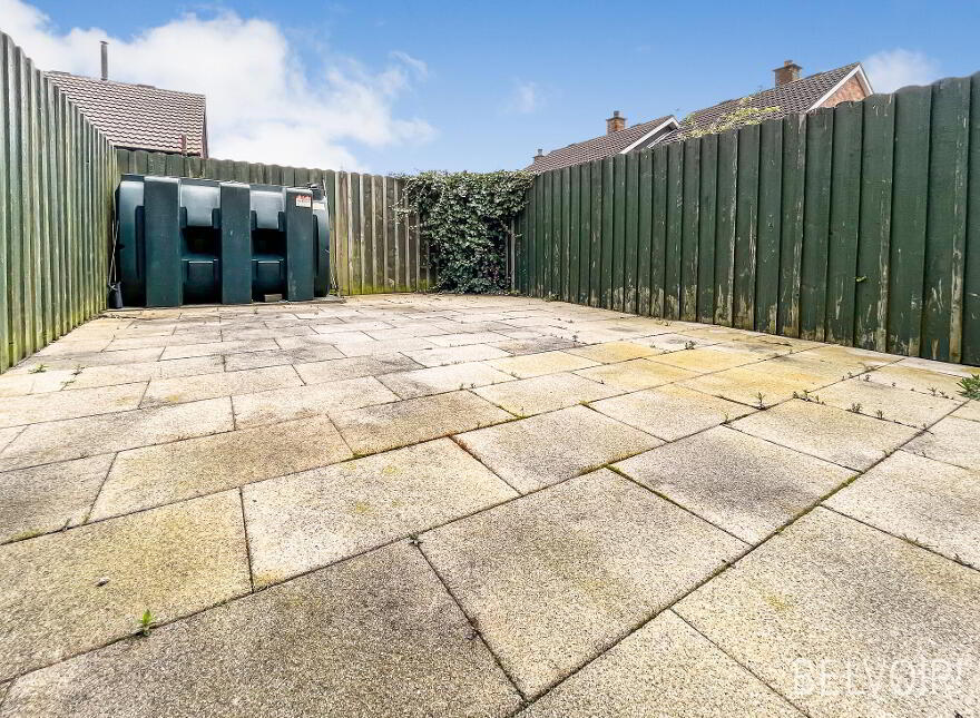 45 Hilden Court, Lisburn, BT27 4YL