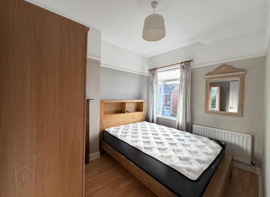 35 Holland Drive, Ballyhackamore, Belfast, BT5 6EH