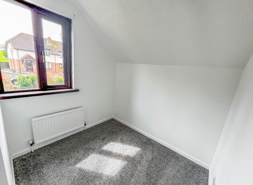 27 Old Mill Heights, Hillsborough, BT26 6RF