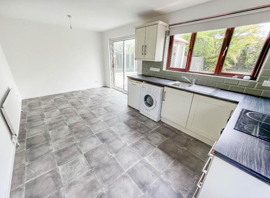 27 Old Mill Heights, Hillsborough, BT26 6RF