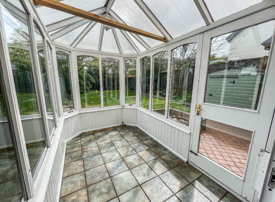 27 Old Mill Heights, Hillsborough, BT26 6RF