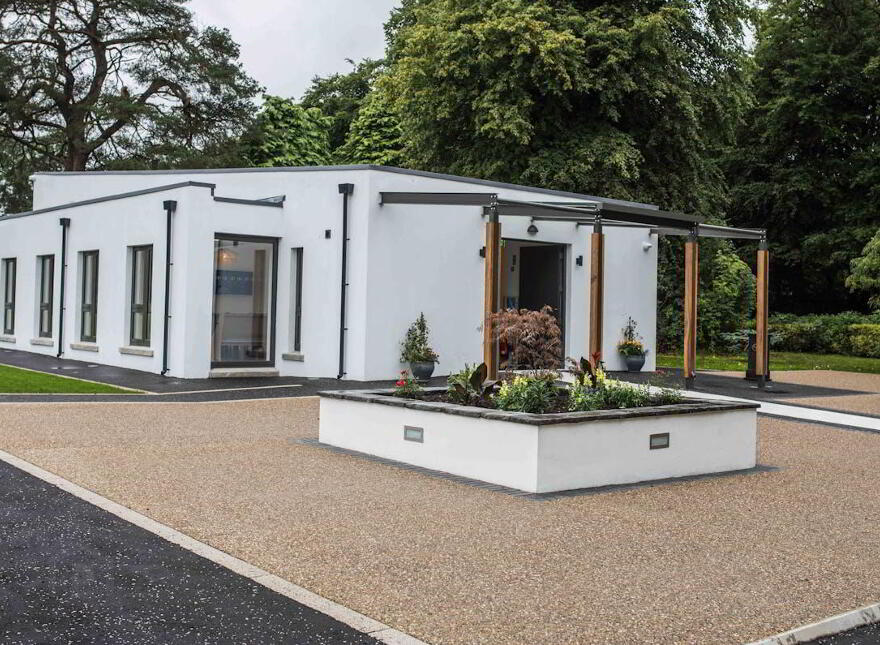 Rosspark Hotel, 20 Doagh Road, Kells, Ballymena, BT42 3LZ