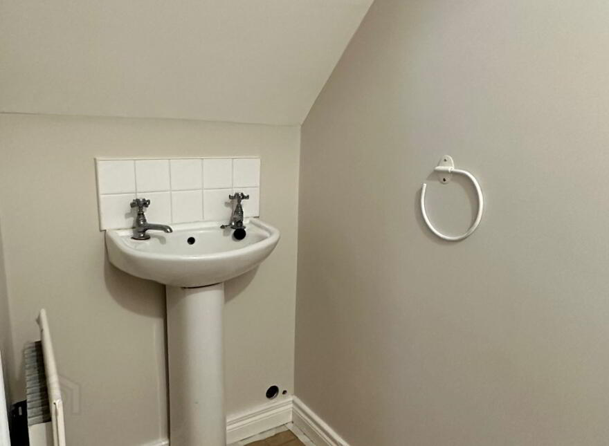 21 Oakdene Drive, Belfast, BT4 1LD