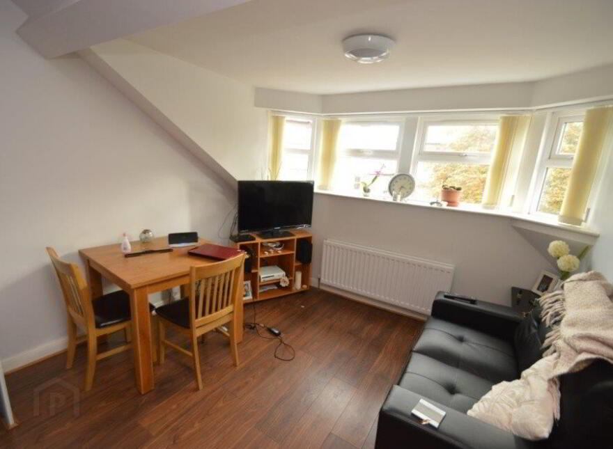Flat 3-13 Dunluce Avenue, Belfast, BT9 7AW