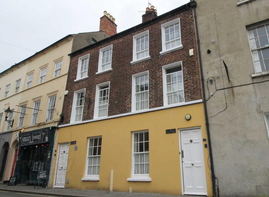 Cathedral Cottage, 16 London Street, Londonderry, BT48 6RQ photo