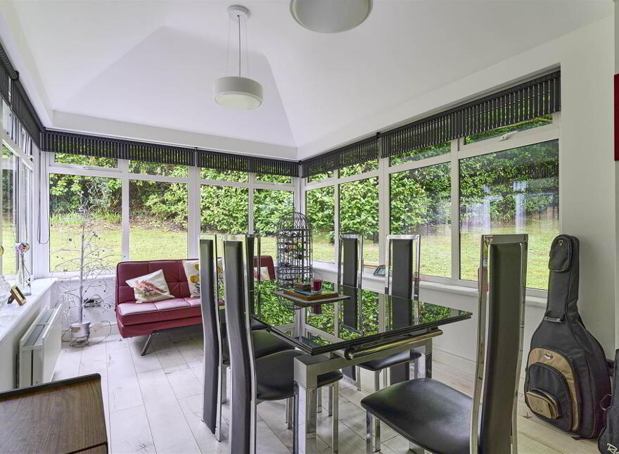 3 Woodlands Avenue, Off Bangor Road, Holywood, BT18 0ER