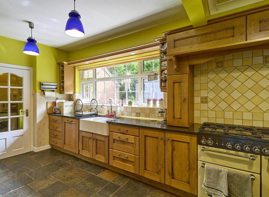 3 Woodlands Avenue, Off Bangor Road, Holywood, BT18 0ER