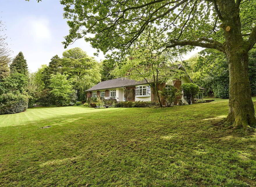 3 Woodlands Avenue, Off Bangor Road, Holywood, BT18 0ER