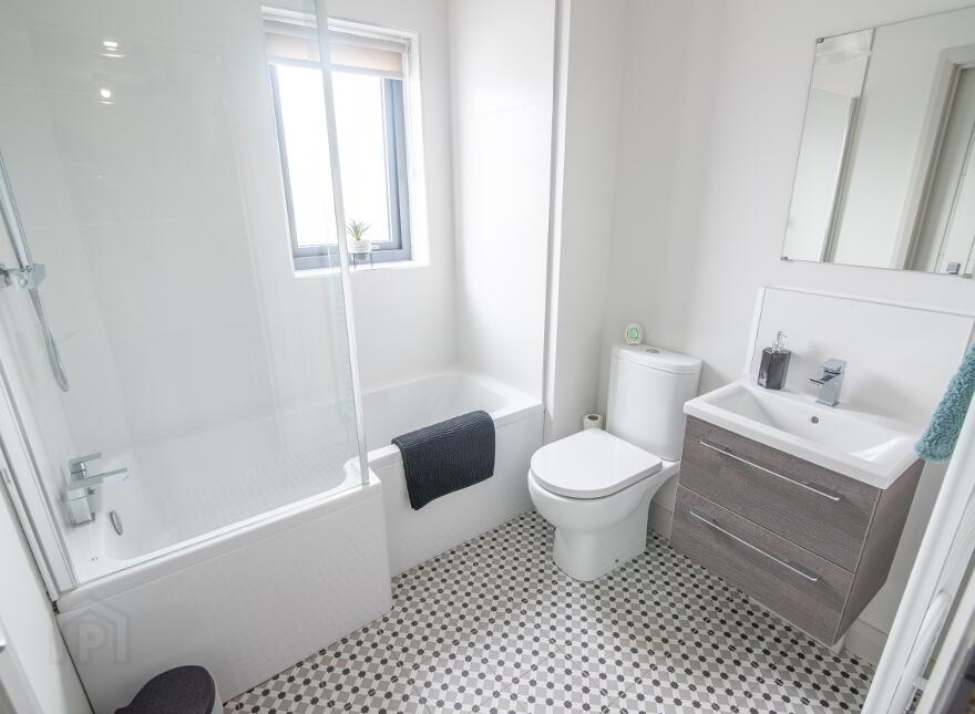 4 Hatheran Mews, Portstewart, BT55 7US