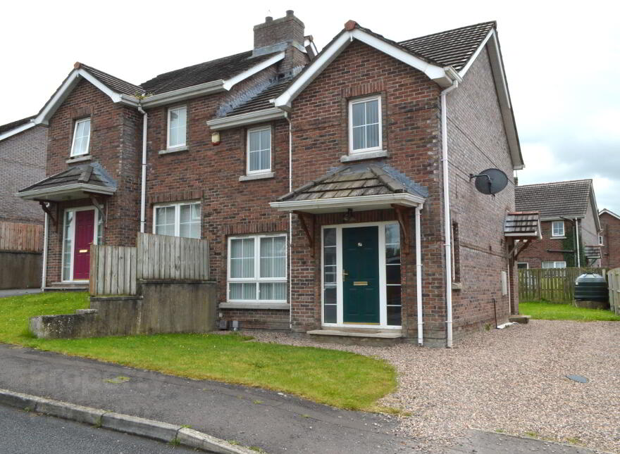 33 Hillcrest Manor, Craigavon, BT65 5BX photo