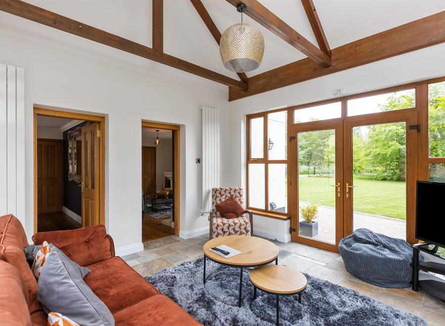 Islandhill, 66a Moss Road, Waringstown, Craigavon, BT66 7QY