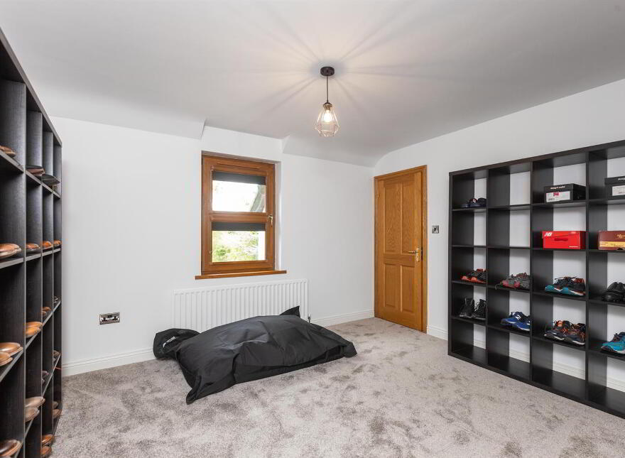 Islandhill, 66a Moss Road, Waringstown, Craigavon, BT66 7QY