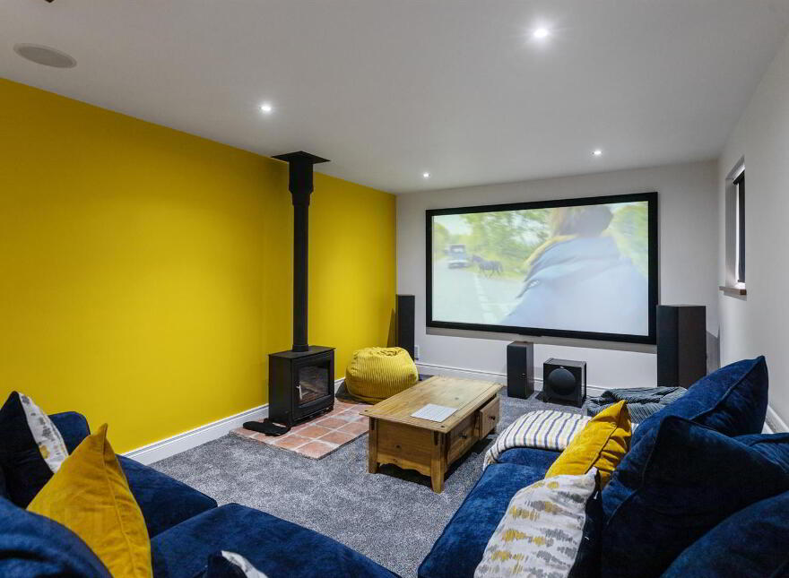 Islandhill, 66a Moss Road, Waringstown, Craigavon, BT66 7QY