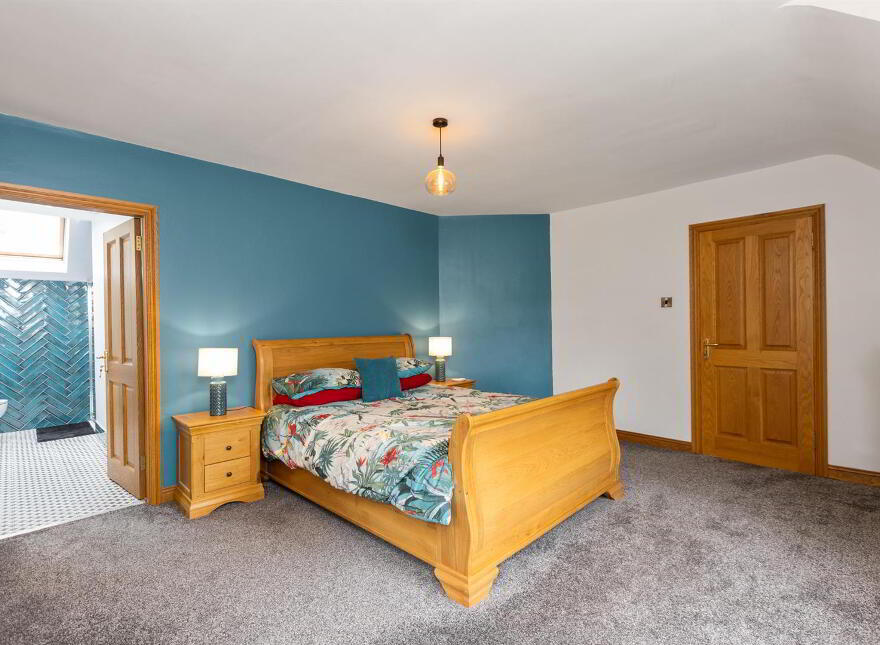 Islandhill, 66a Moss Road, Waringstown, Craigavon, BT66 7QY