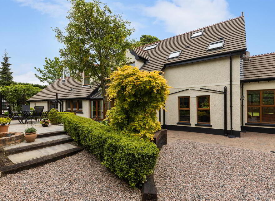Islandhill, 66a Moss Road, Waringstown, Craigavon, BT66 7QY