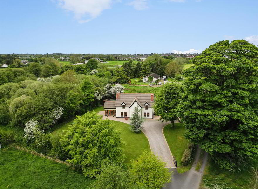 Islandhill, 66a Moss Road, Waringstown, Craigavon, BT66 7QY