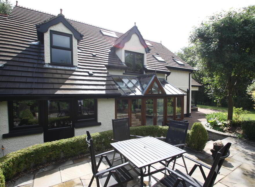 Islandhill, 66a Moss Road, Waringstown, Craigavon, BT66 7QY