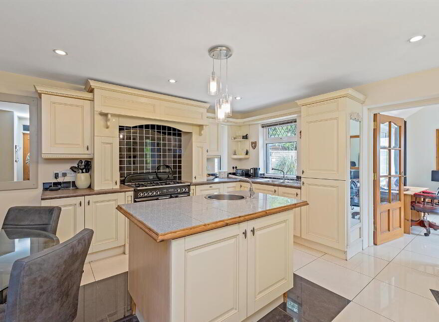 53 Hillsborough Road, Moneyreagh, BT23 6AY