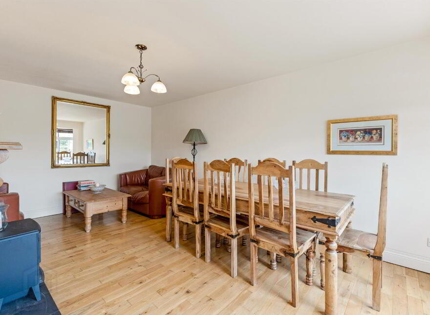 53 Hillsborough Road, Moneyreagh, BT23 6AY