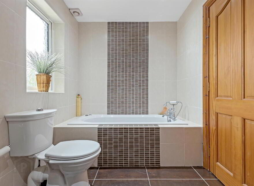 53 Hillsborough Road, Moneyreagh, BT23 6AY