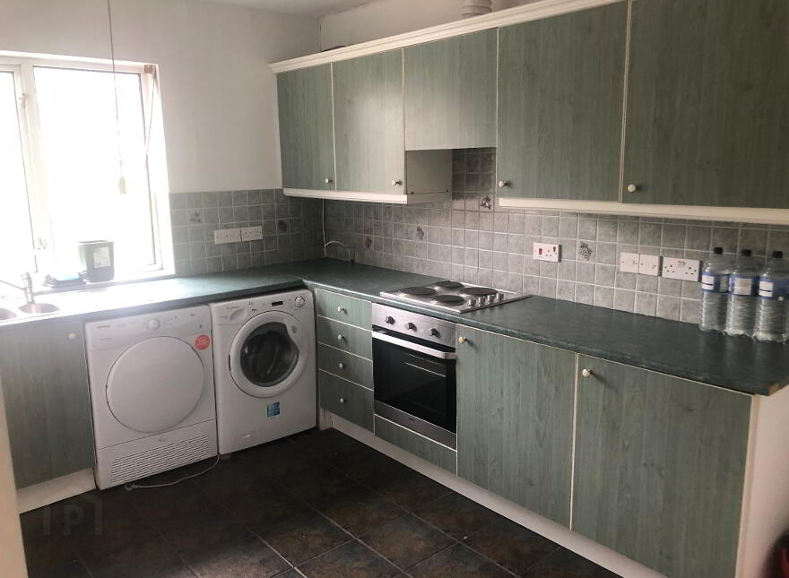 Apt 9-204 Lisburn Road, Belfast, BT9 6GD