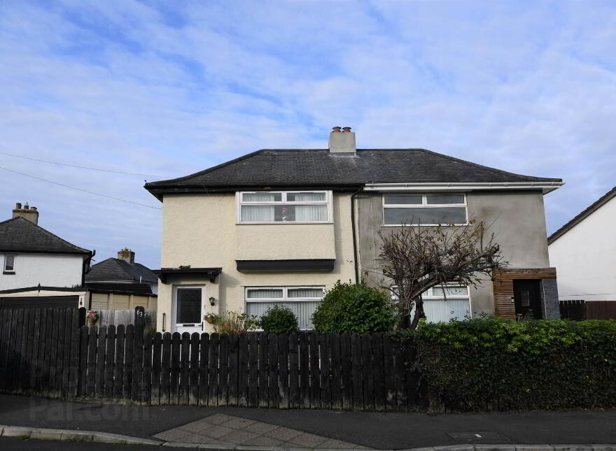 63 Ravenhill Parade, Belfast, BT6 8NU photo