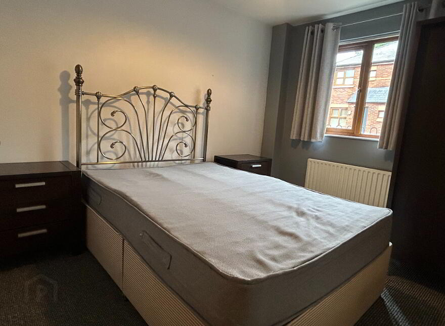 2, 1 Scotts Mews, Belfast, BT4 3JX