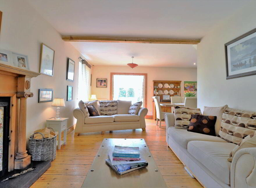 150 Scrabo Road, Newtownards, BT23 4NN