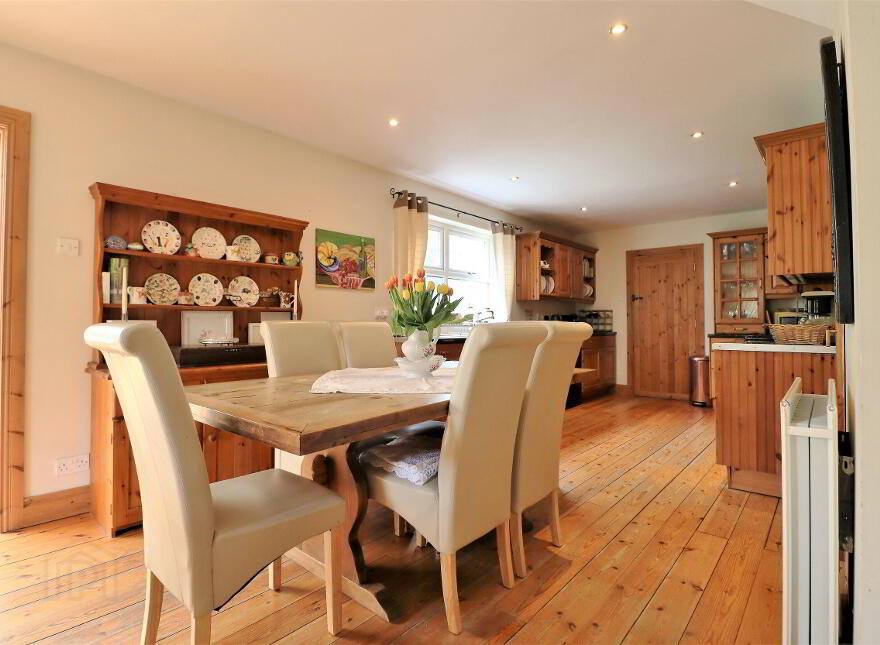 150 Scrabo Road, Newtownards, BT23 4NN