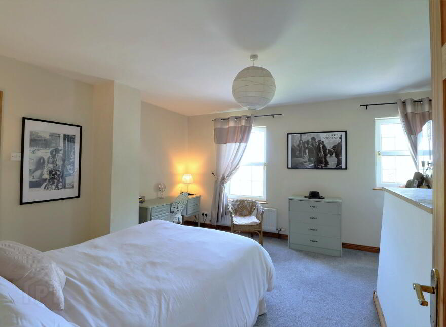 150 Scrabo Road, Newtownards, BT23 4NN