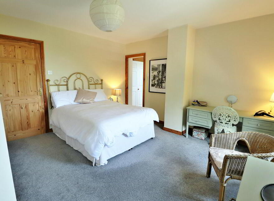 150 Scrabo Road, Newtownards, BT23 4NN
