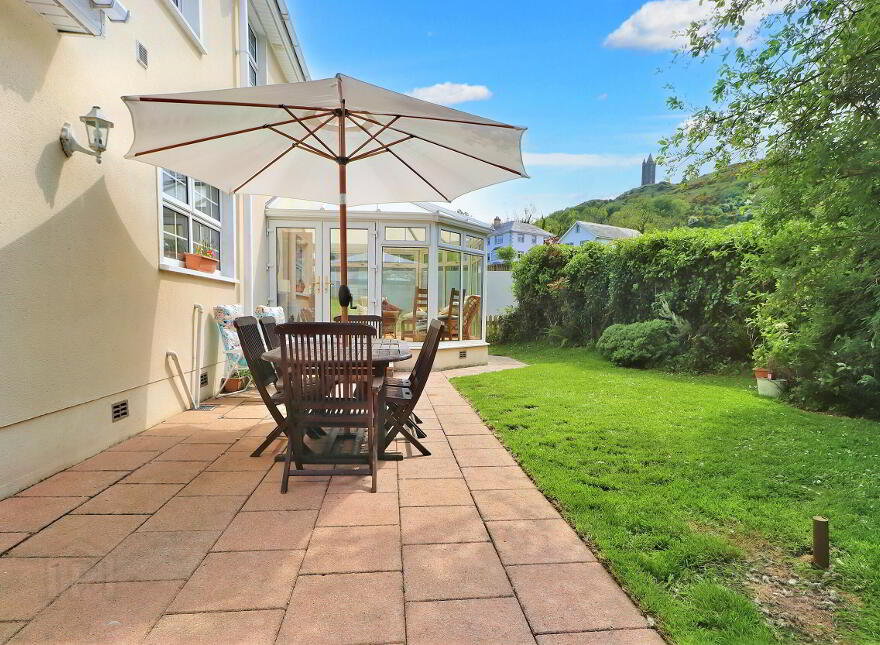 150 Scrabo Road, Newtownards, BT23 4NN
