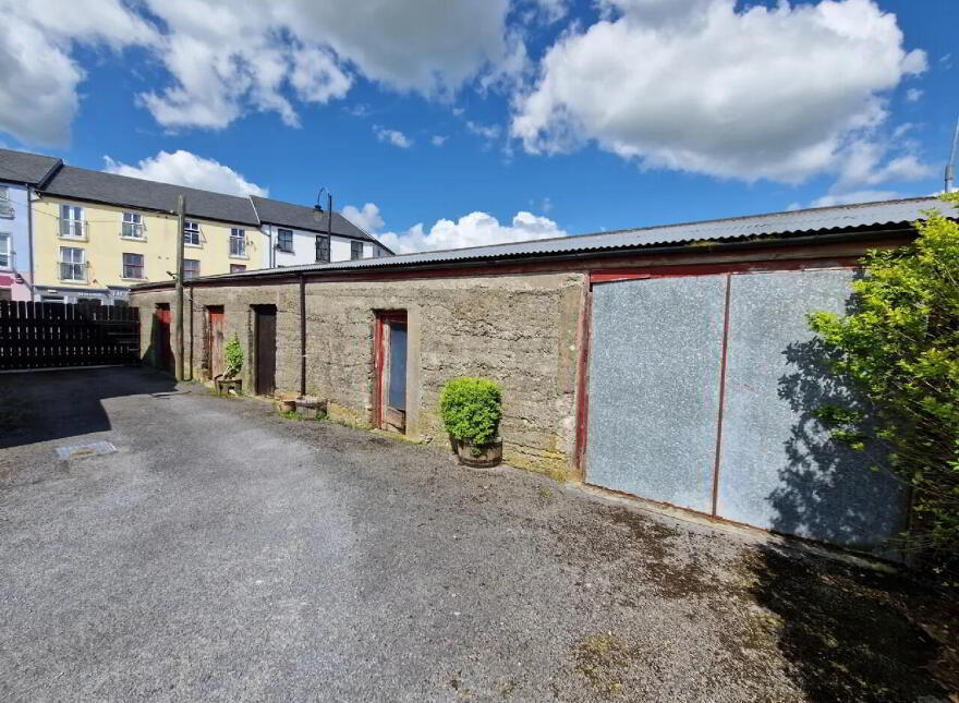 The Square, Claremorris, F12C6X8