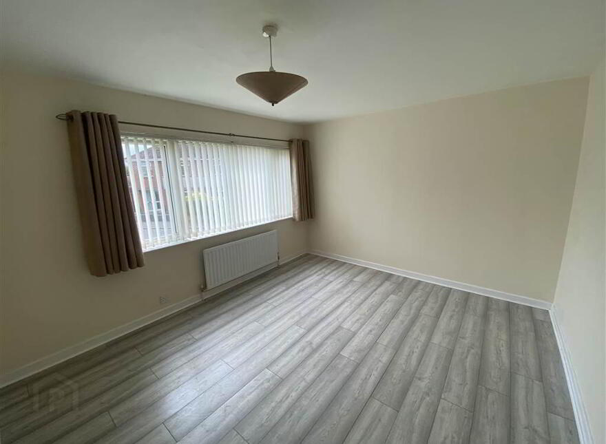 22 Cliveden Crescent, Belfast, BT8 6ND