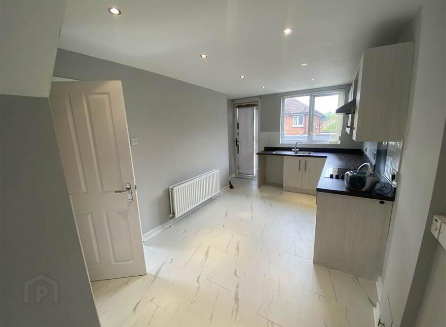 22 Cliveden Crescent, Belfast, BT8 6ND