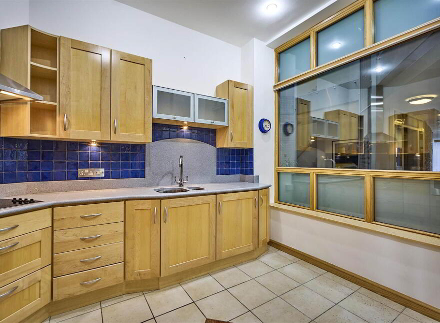 Apt 18, Lorelei, Princetown Road, Bangor, BT20 3TF